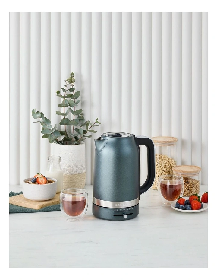 Electric Kettle 1.7L in Juniper 5KEK1701AJP image 2