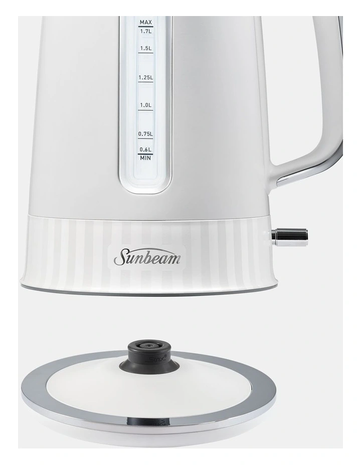 French Riviera KEM8107WH Kettle 1.7L in White image 4