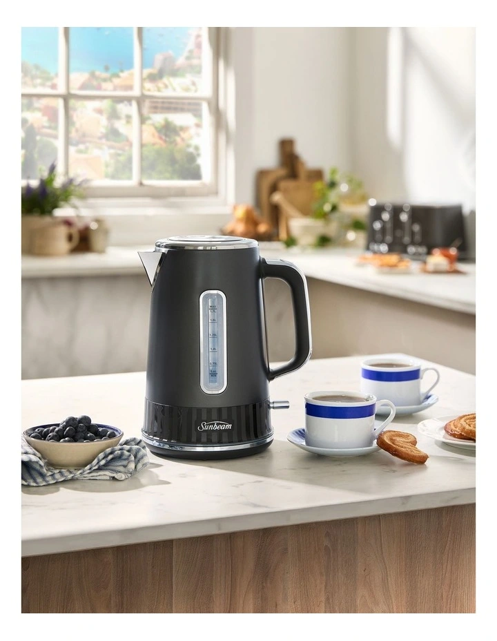 French Riviera KEM8107GR Kettle 1.7L in Graphite image 2