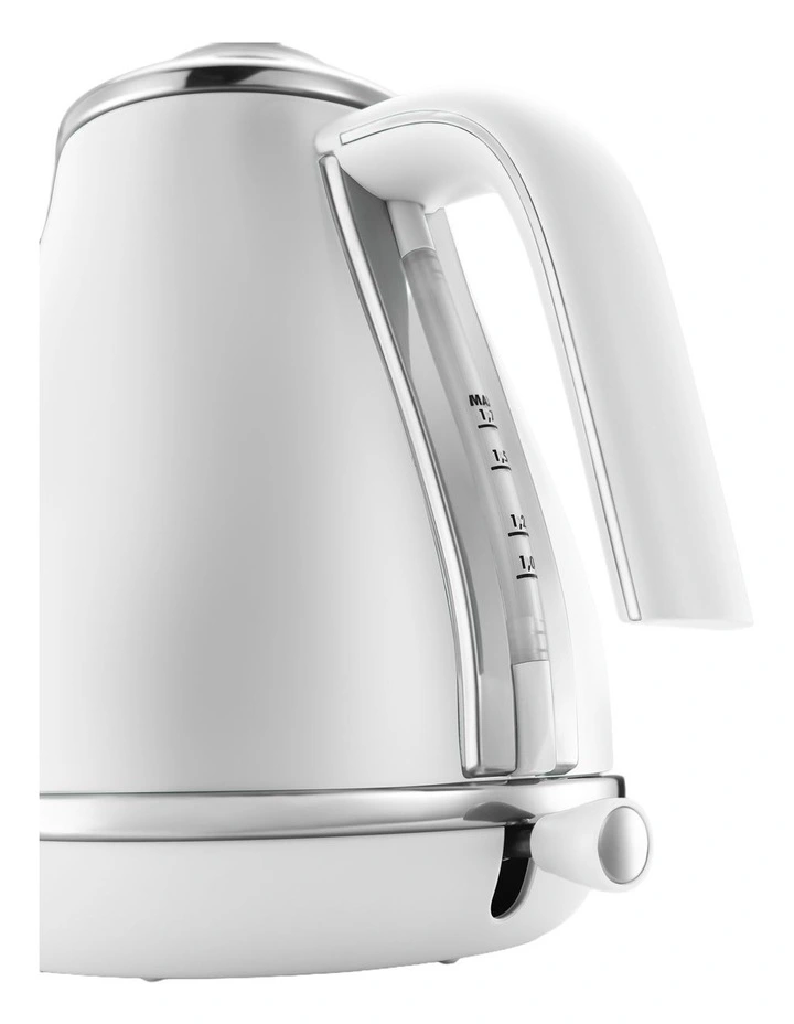 Icona Capitals 1.7L Kettle KBOC2001IW in Helsinki White image 3