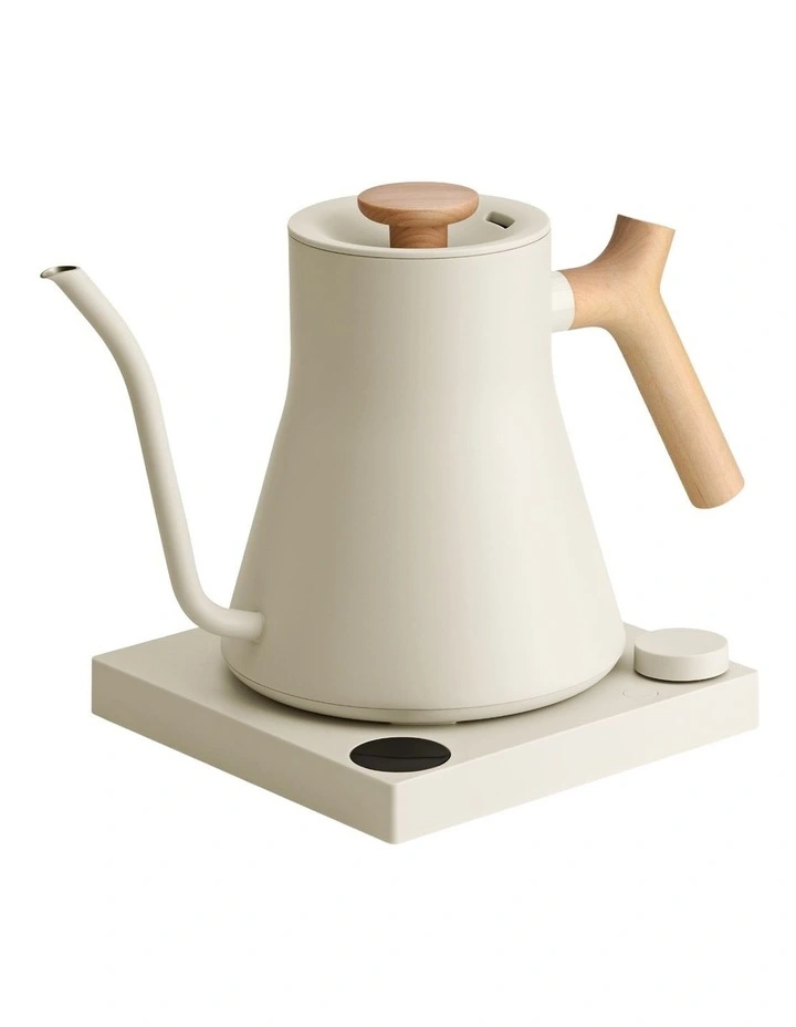 Stagg EKG Pro Electric Kettle in Sesame 51745 image 4