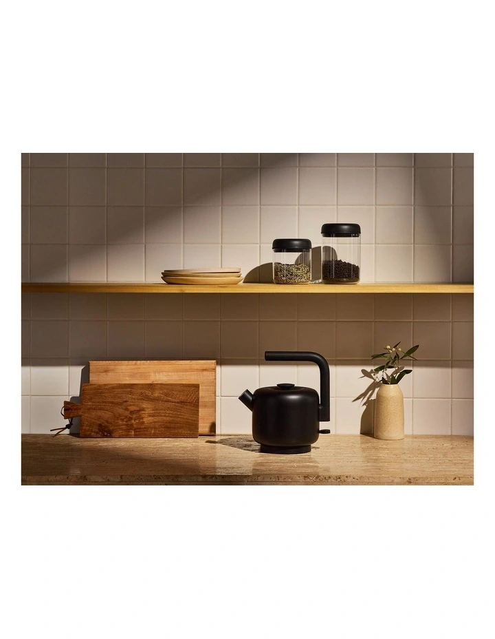 Clyde Electric Kettle in Matte Black 51750 image 3