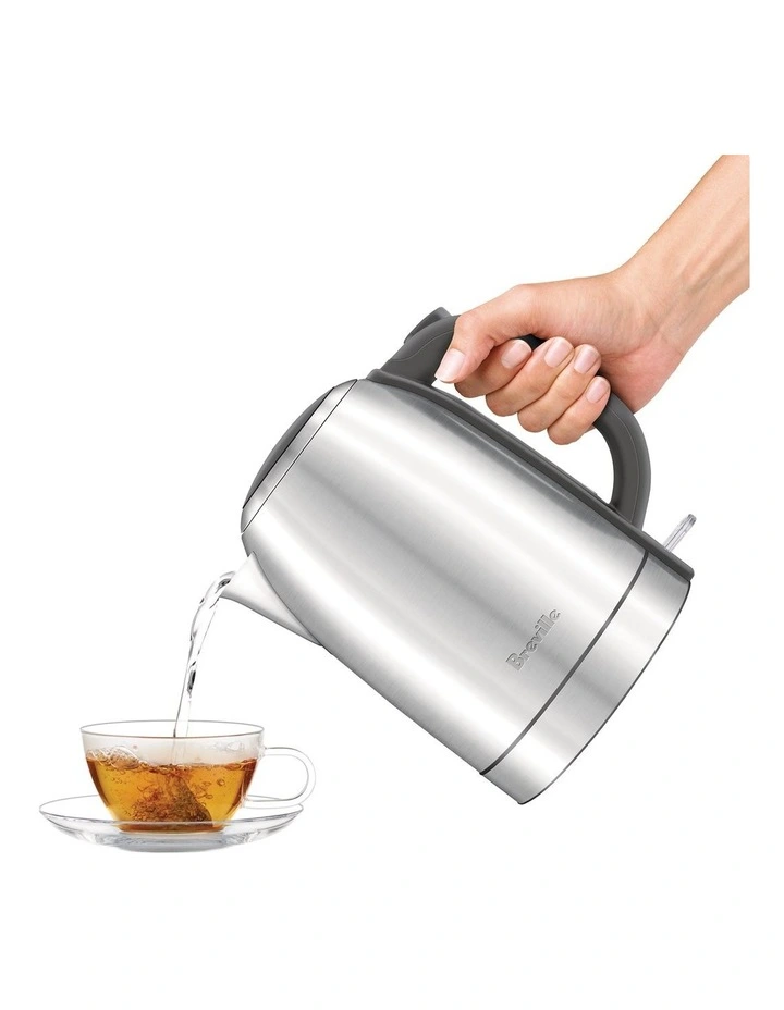 The Breakfast Toaster & Kettle Pack image 2