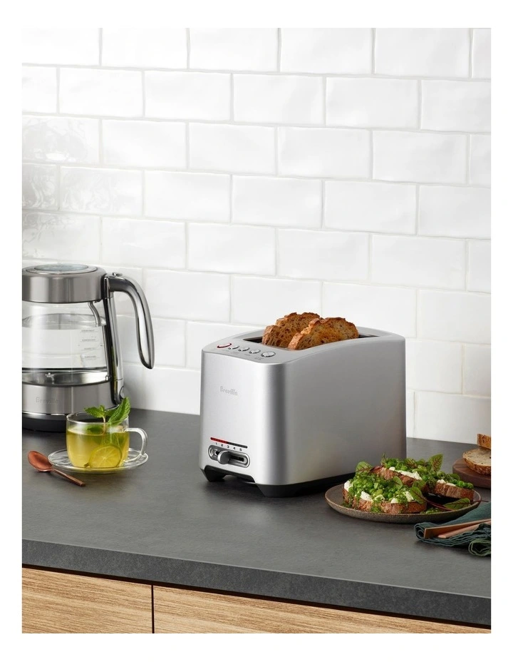 The Smart Toast 2 Slice Toaster BTA825BSS image 6