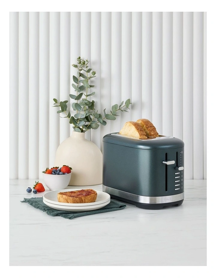 2 Slice Toaster 5KMT2109AJP image 2