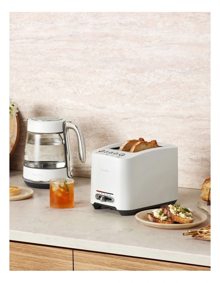 The Smart Toast BTA825SST4IAN1 2 Slice image 5