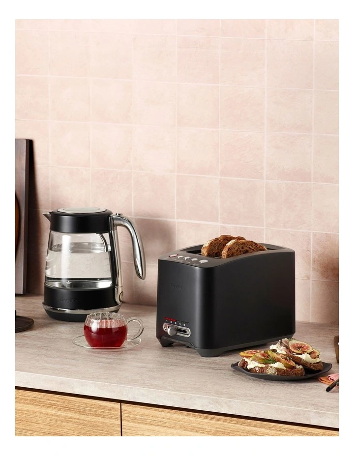 The Smart Toast Truffle BTA825BTR4IAN1 2 Slice image 5