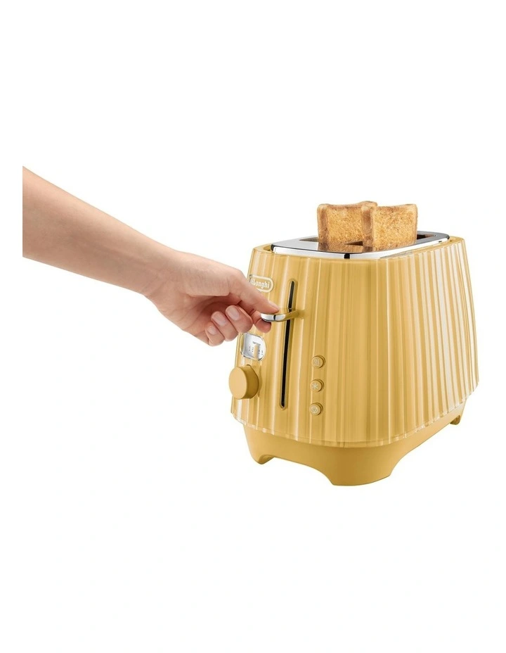 Ballerina 2 Slice Toaster CTD2003.Y in Yellow image 5