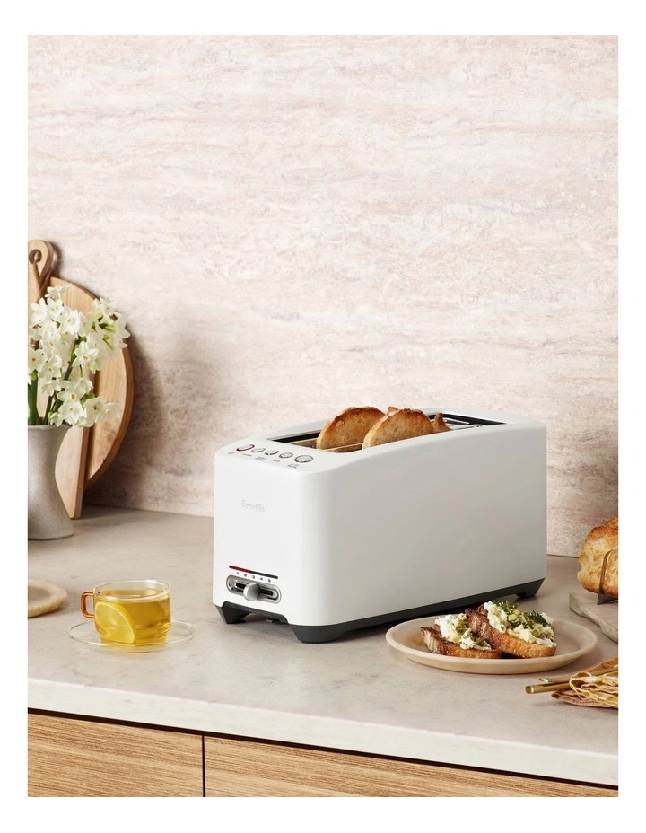 The Smart Toast BTA830SST4IAN1 Long Slot 4 Slice image 2
