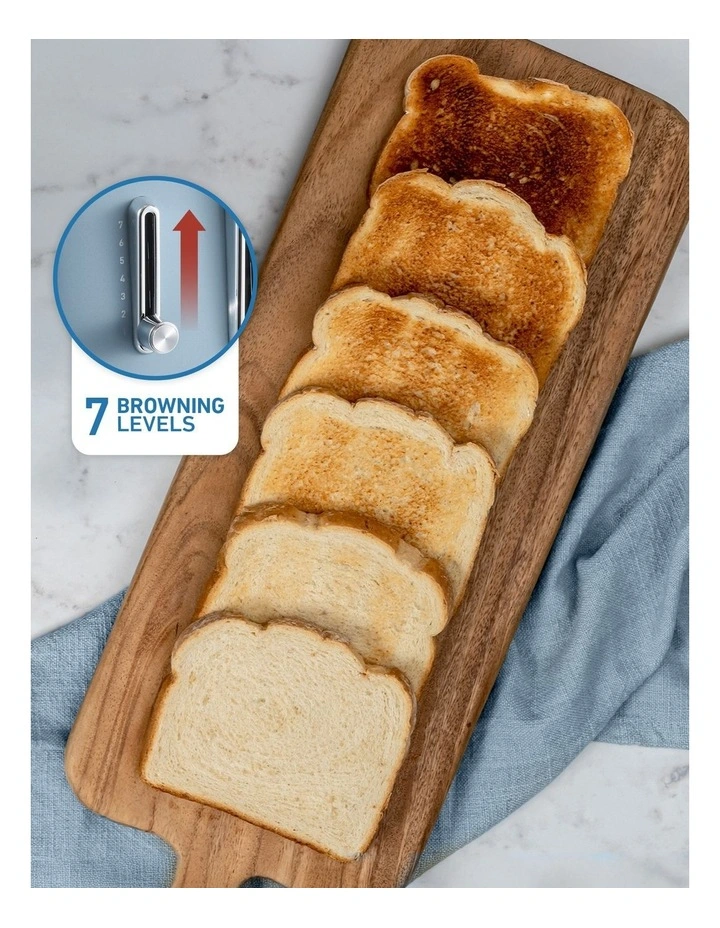 French Riviera 4 Slice TAM8104BL Toaster image 4