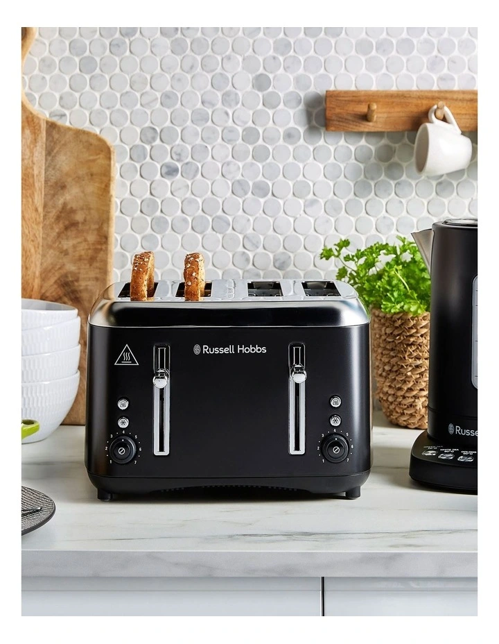 Addison 4-Slice Toaster RHT514BLK image 6
