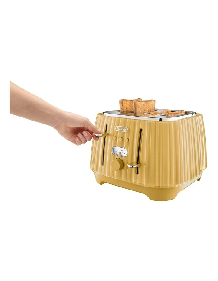 Ballerina 4 Slice Toaster CTD4003.Y in Yellow image 5