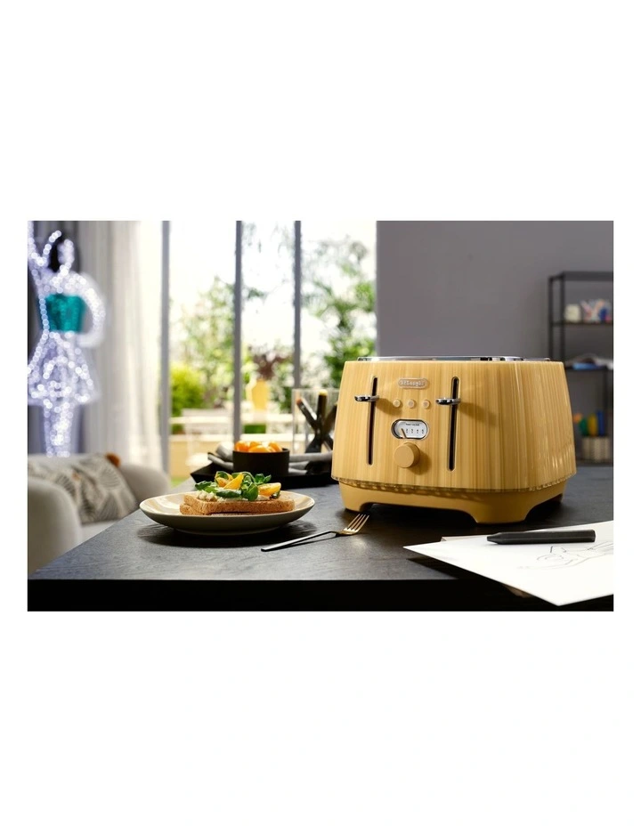 Ballerina 4 Slice Toaster CTD4003.Y in Yellow image 6