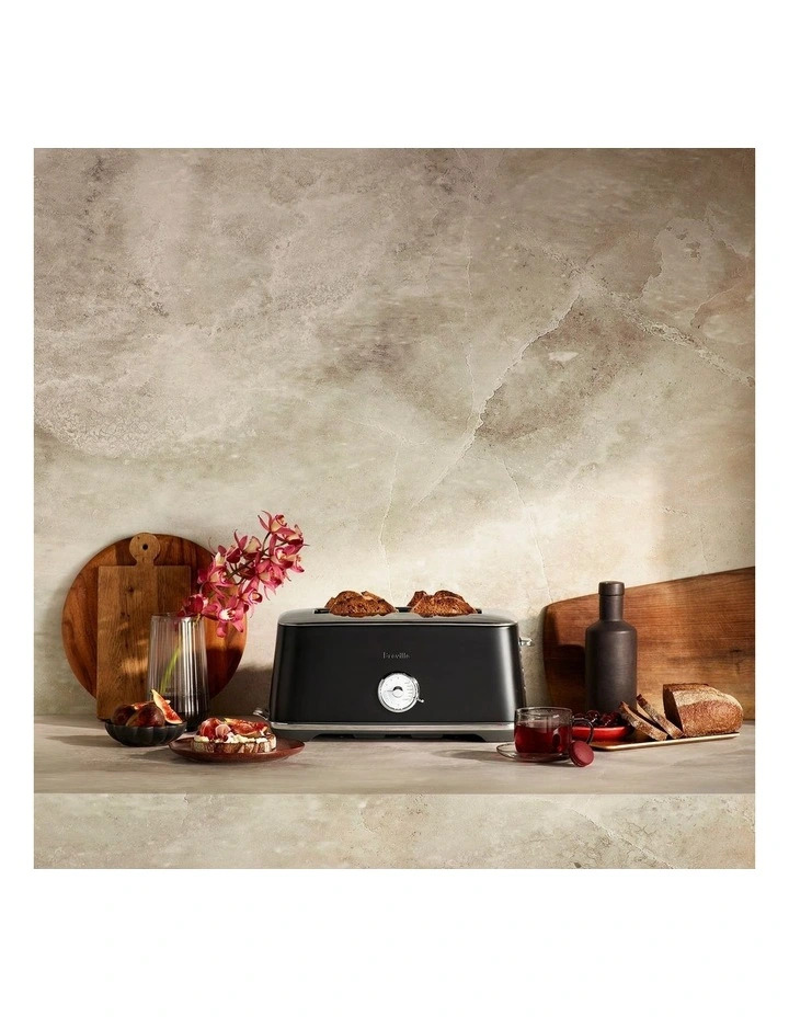 The Toast Select Luxe 4 Slice Long Slot in Black Truffle BTA740BTR2IAN1 image 2