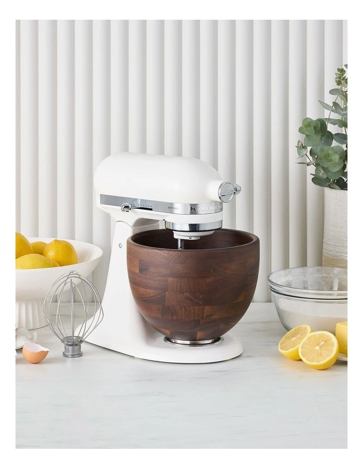 Stand Mixer 5KSM156WBAPL in Porcelain Walnut image 2