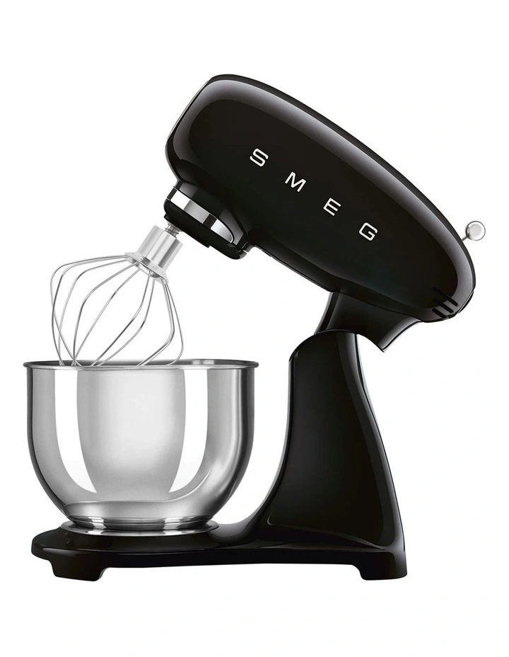 50's Style Stand Mixer in Black SMF05BLAU image 5