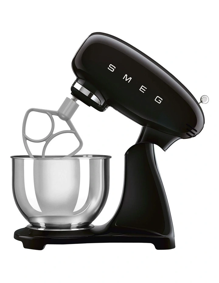 50's Style Stand Mixer in Black SMF05BLAU image 6