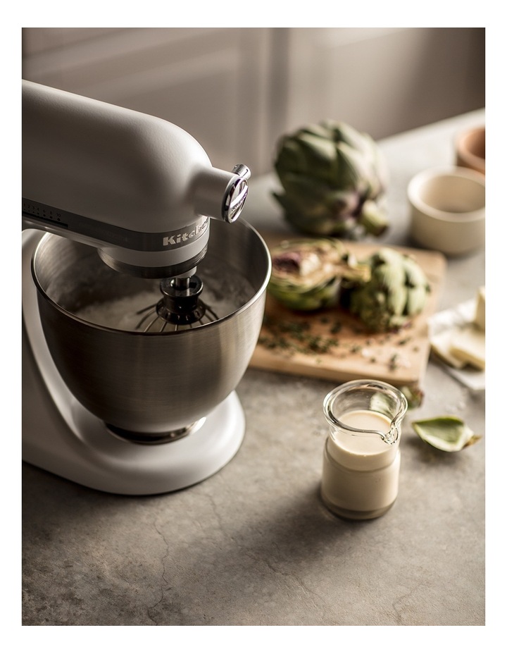 KitchenAid KSM3311 Artisan Mini Stand Mixer Matte White 5KSM3311XAFW