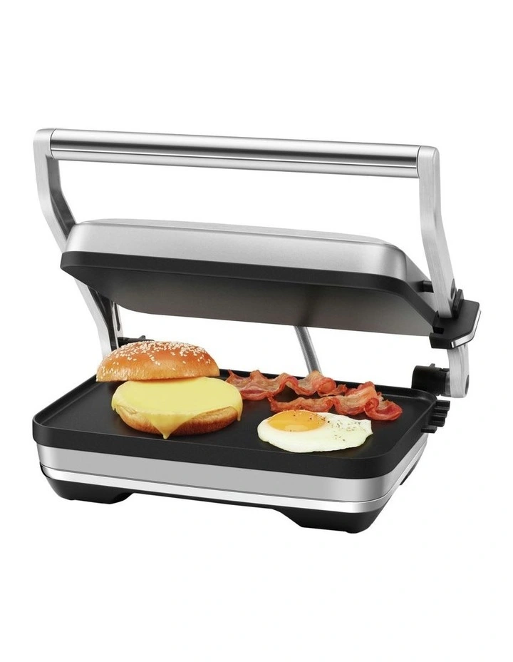 The Toast & Melt 2 Slice Sandwich Press LSG525BSS2IAN1 in Steel image 5