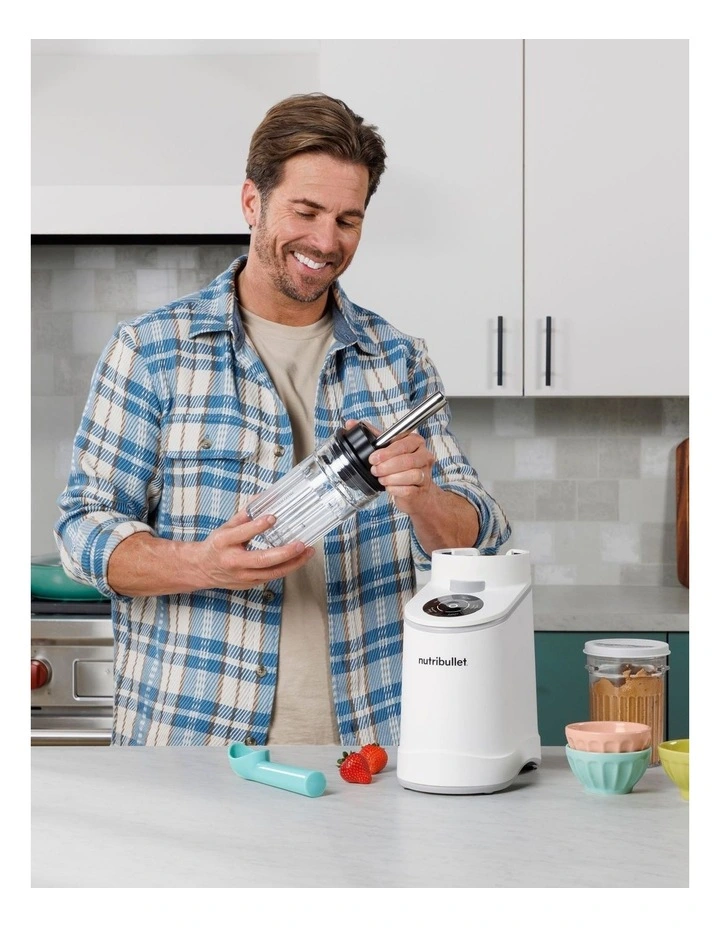 Chill Dessert Maker NBD07100AW image 7