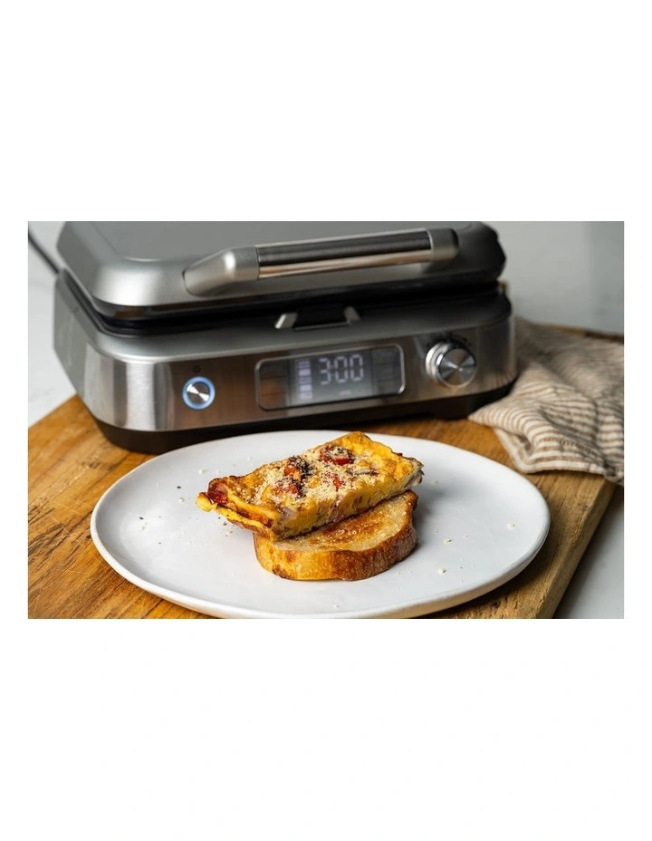 3-in-1 Waffle Jaffle And Grill LGR310BSS2IAN1 in Silver image 2