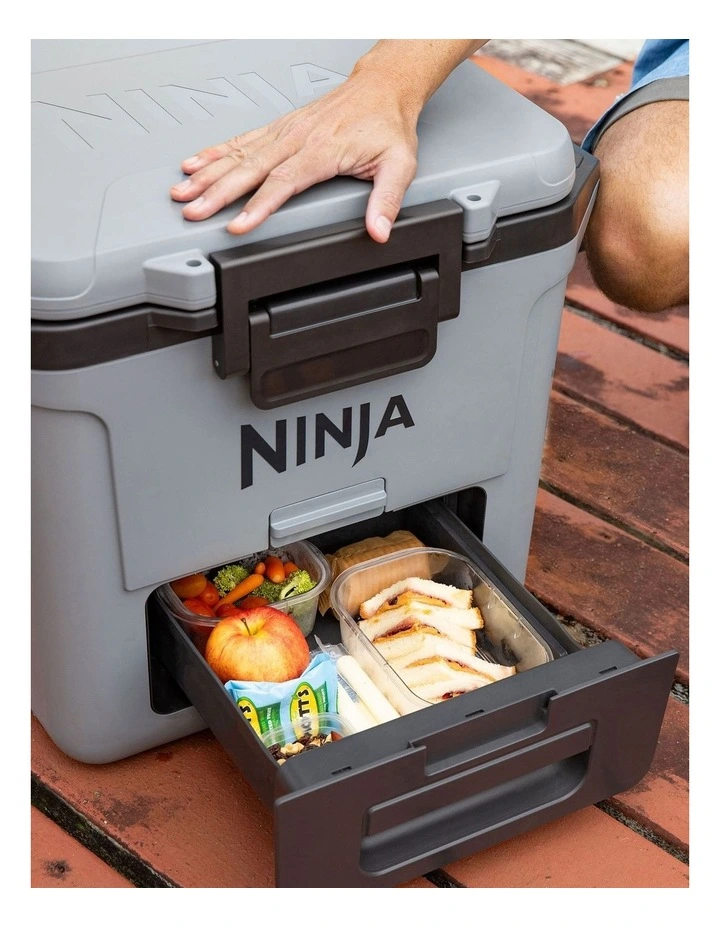 FrostVault™ 28L Hard Cooler with Dry Zone in Slate Grey FB131GYANZ image 4