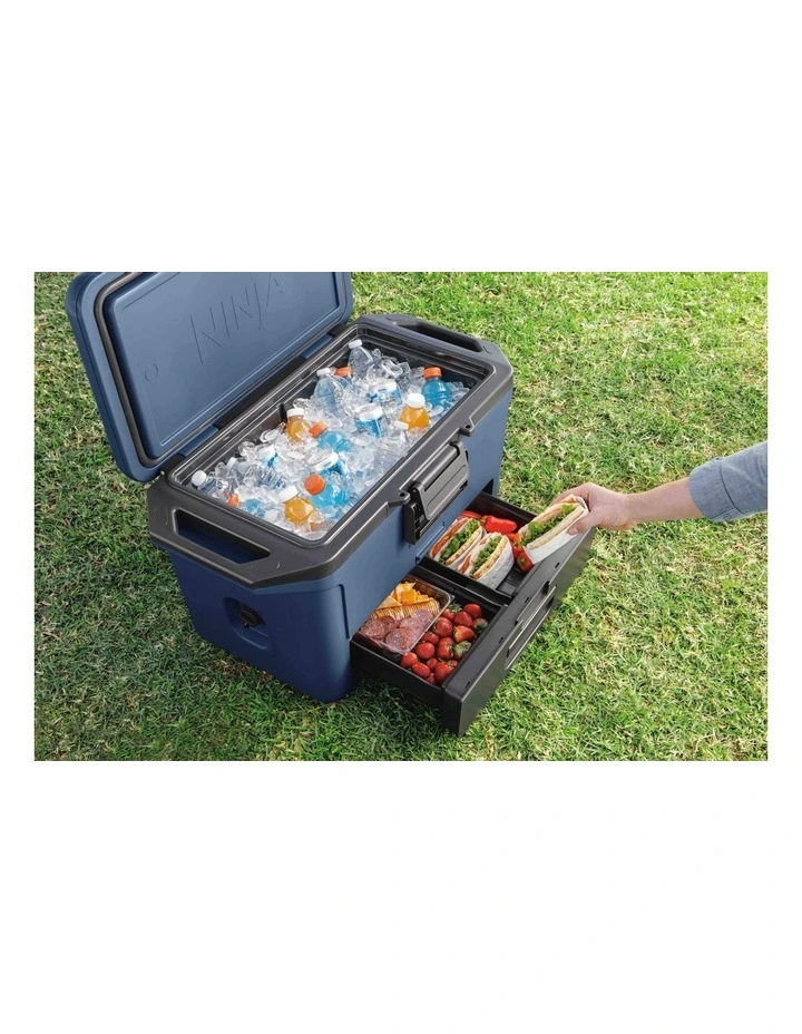 FrostVault™ 47L Hard Cooler with Dry Zone in Lakeshore Blue FB151BLANZ image 7