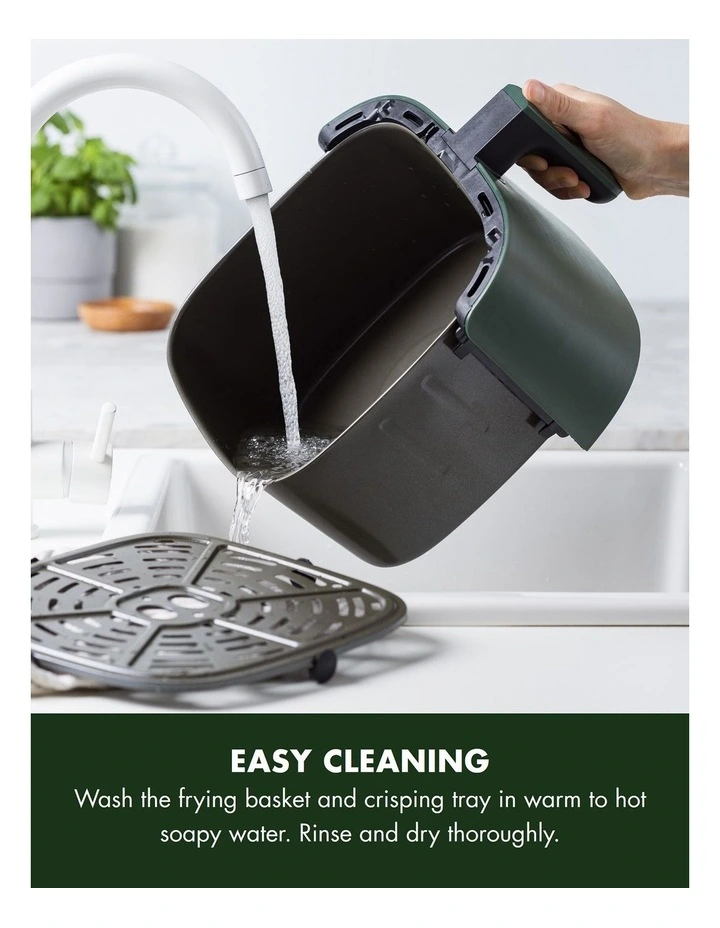 Bistro XXL PFAS-free coating Coloured Air Fryer in Pine Green image 6