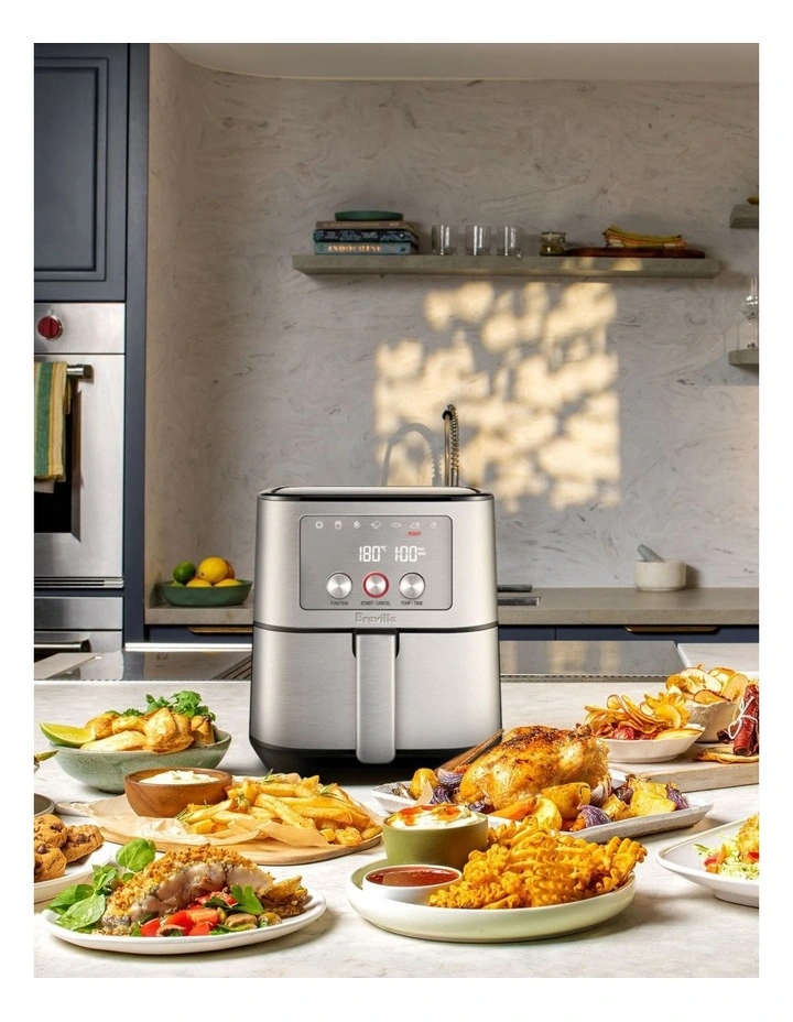 The Chef Compact Air Fryer LAF535BSS2IAN1 in Brushed Stainless Steel image 2