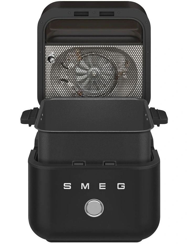 Air Fryer 7.3L in Matte Black AFC01BLMAU image 3