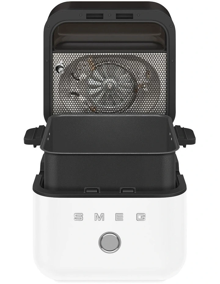 Air Fryer 7.3L in Matte White AFC01WHMAU image 3