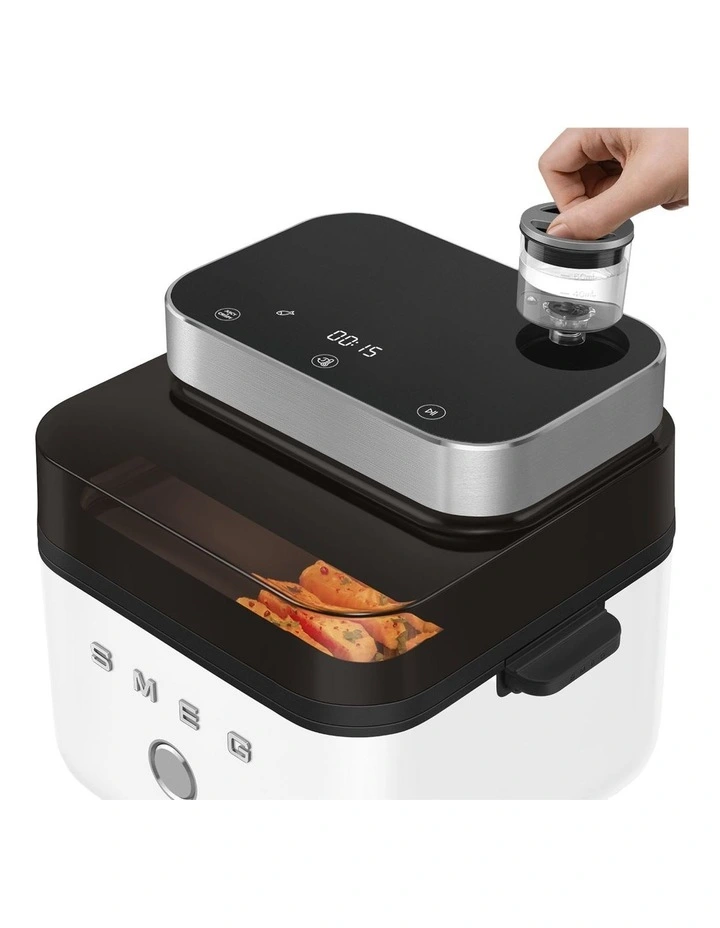 Air Fryer 7.3L in Matte White AFC01WHMAU image 4