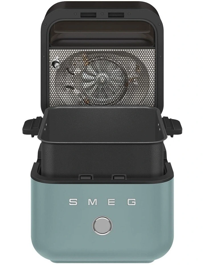 Air Fryer 7.3L in Emerald Green AFC01EGMAU image 3