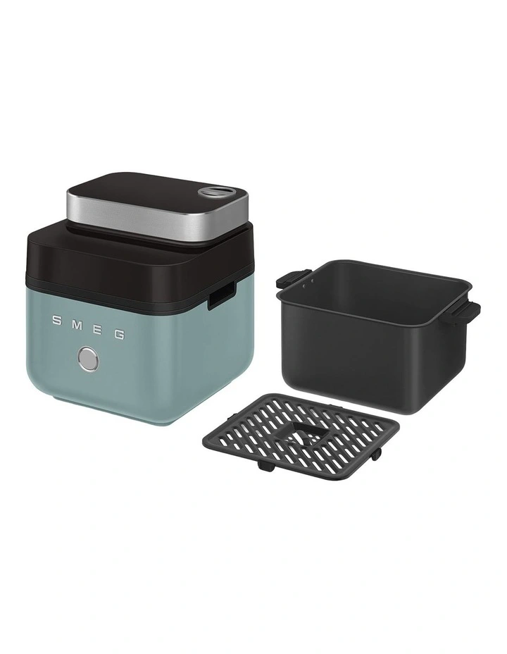 Air Fryer 7.3L in Emerald Green AFC01EGMAU image 6