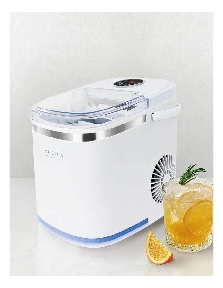 Compact CICE680W Portable Ice Maker in White image 2