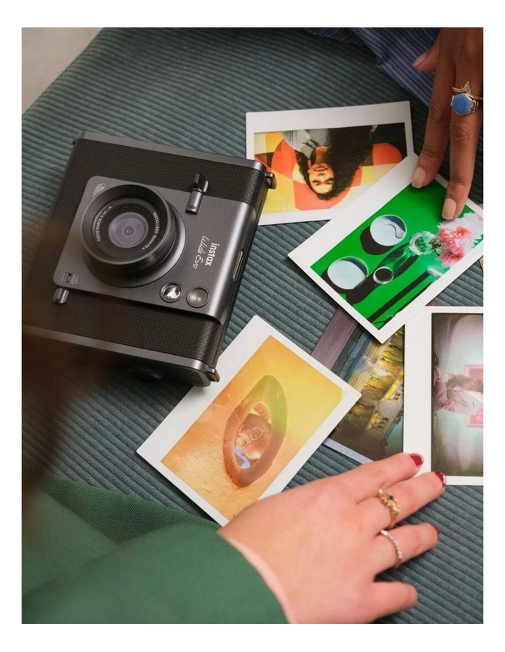 Instax Wide Evo 85377 in Black image 7
