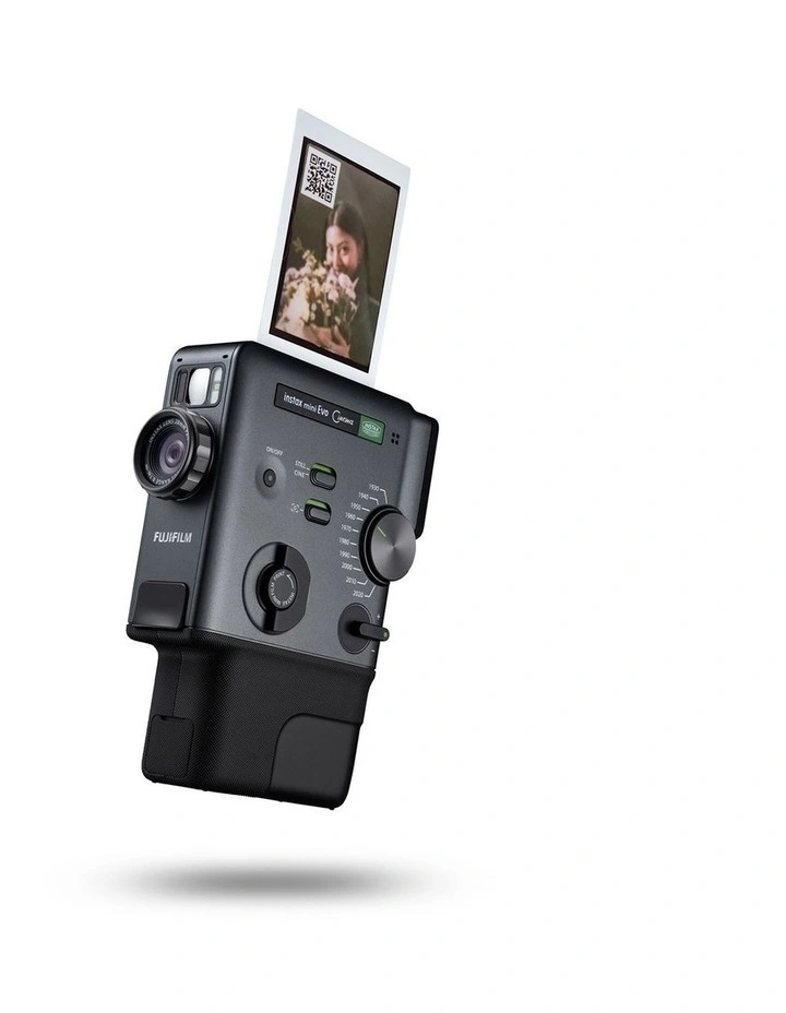 Instax Mini Evo Cinema Camera 85381 in Black image 4