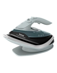 Freemove Power Steam Iron FV6673`