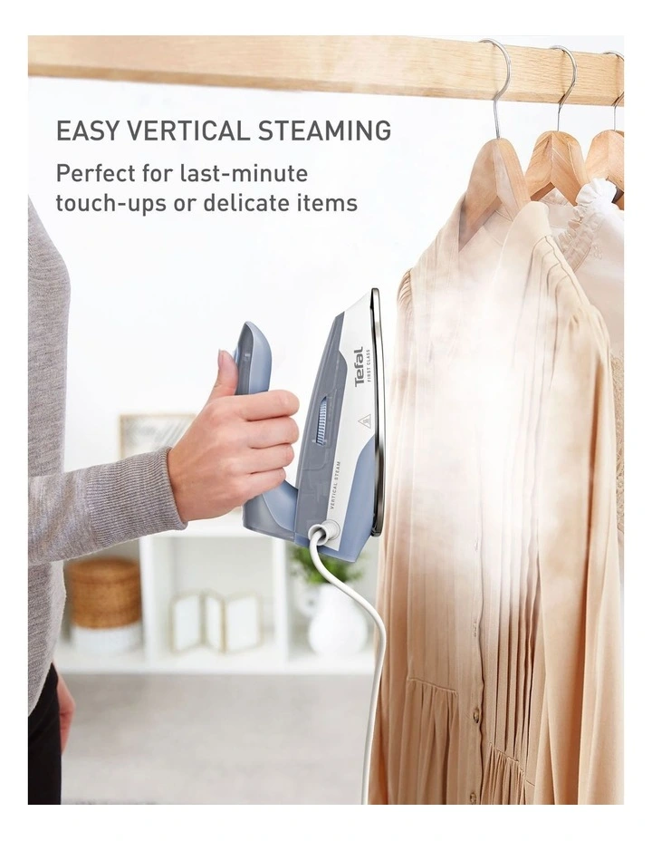 First Class Travel Iron DB1610 image 3