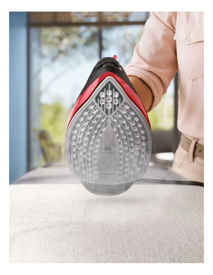OptiTemp Steam Iron Boost 180g in Red/Black DST6130/40 image 4