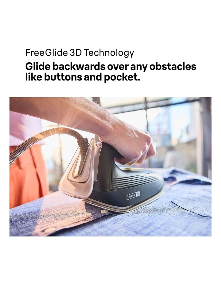 CareStyle 3 Pro Steam Station in Black IS3257BK image 5