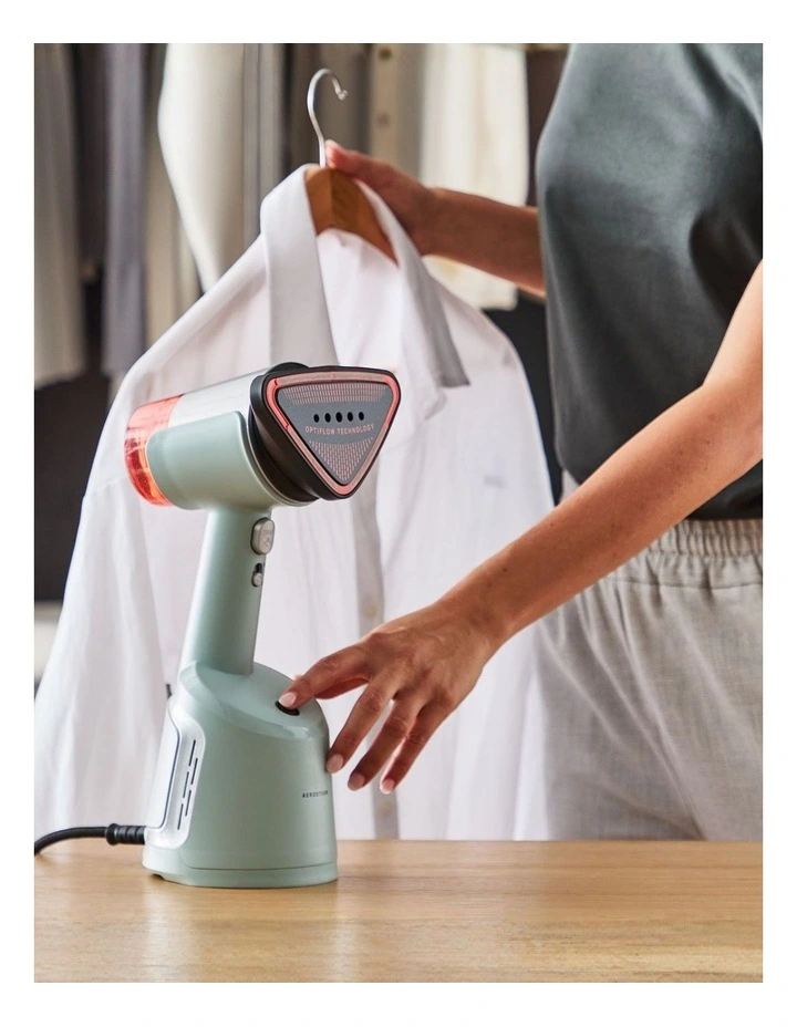 AeroSteam Handheld DT9814 Garment Steamer in Green image 2