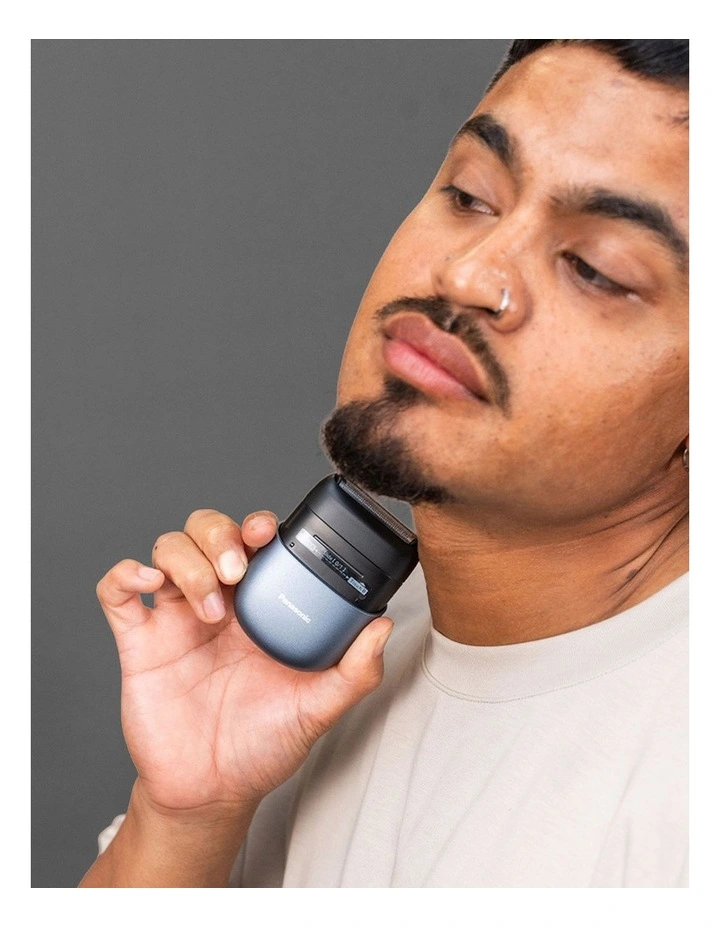 2 Blade Compact Shaver in Blue, ES-CM2B-A541 image 3