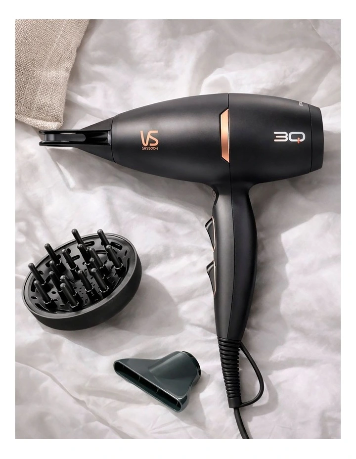 3Q Brilliance Hairdryer in Black image 2