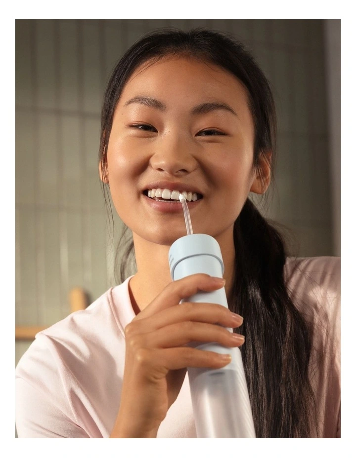 Sonicare Compact Flosser 1000 HX3333/24 image 2