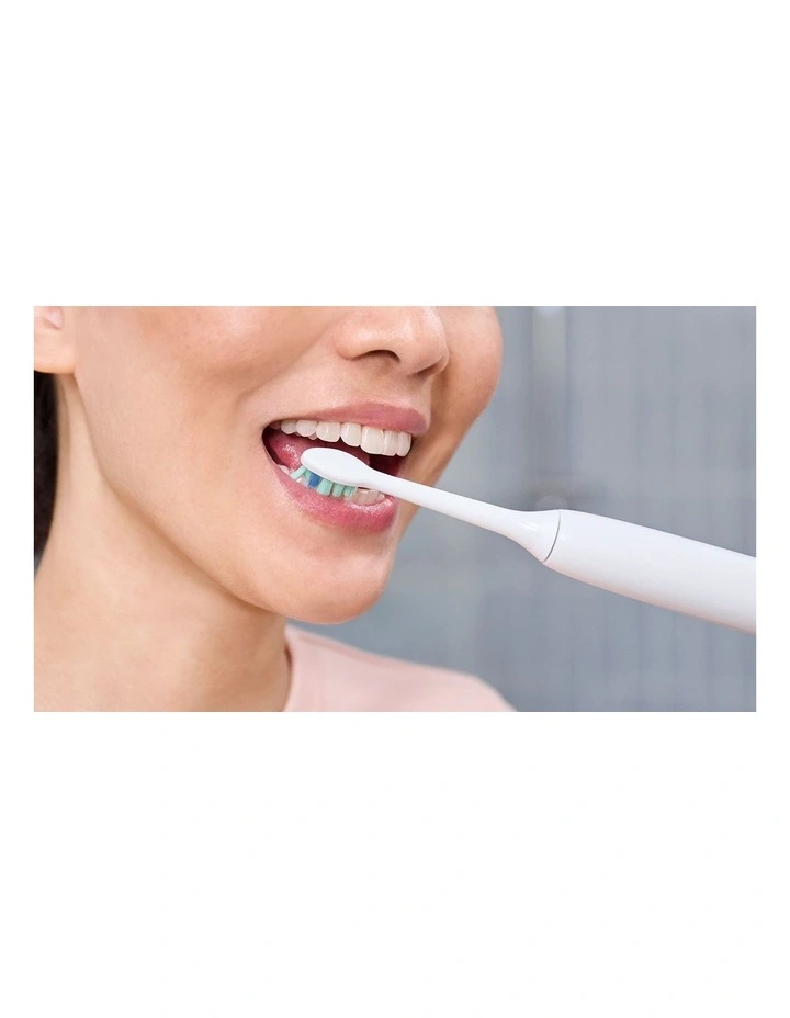 Sonicare C2 Plaque Control Brush Head 4 Pack HX9024/14 in White image 2