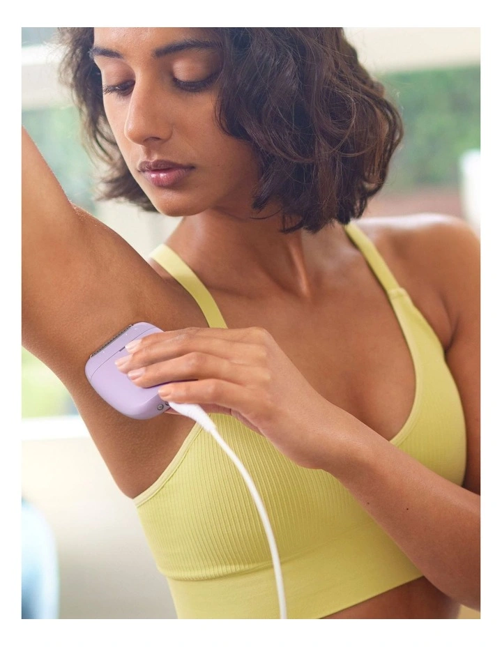 Series 2000 Epilator 2 Attachments Hair Removal BRE237/00 image 4