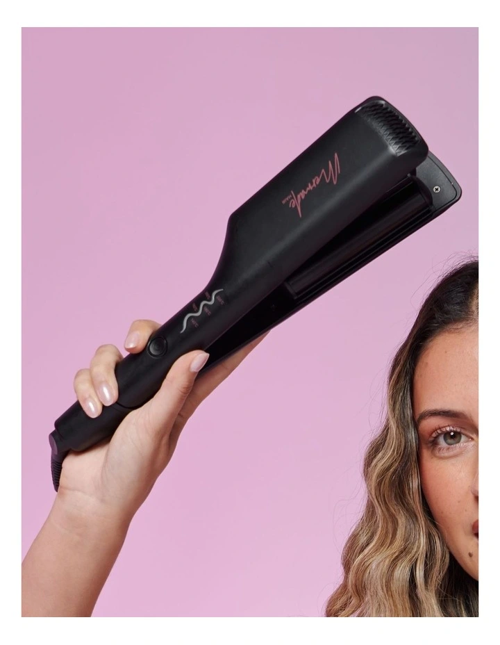 Double Waver in Black 4104 image 5