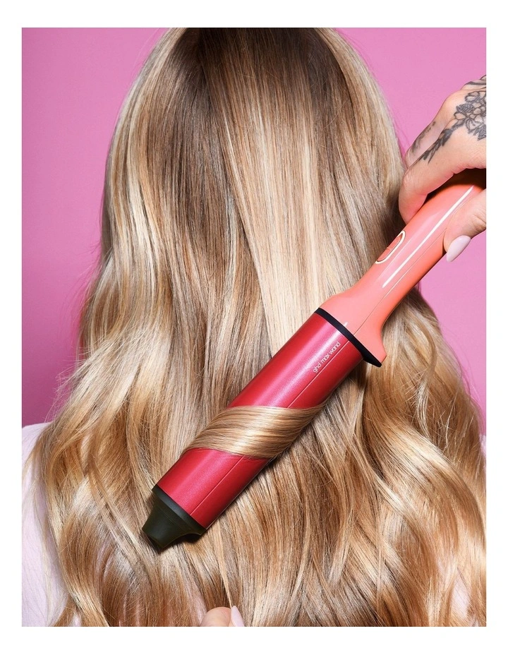Chronos Curve Max Curling Wand in Candy Coral image 4