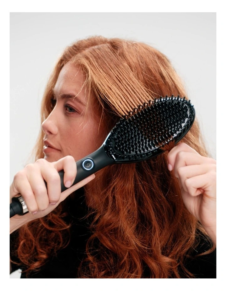 Glide  Smoothing Hot Brush image 6